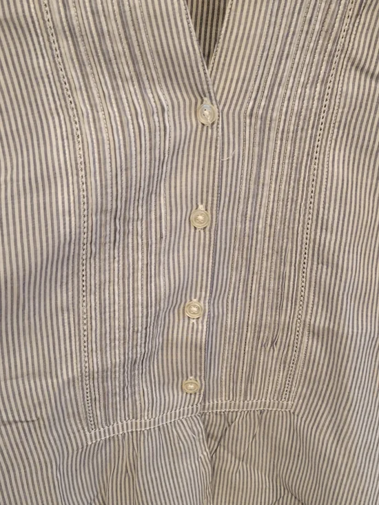 Eddie Bauer Blue and White Striped Women's Pullover Blouse - Picture 5 of 6